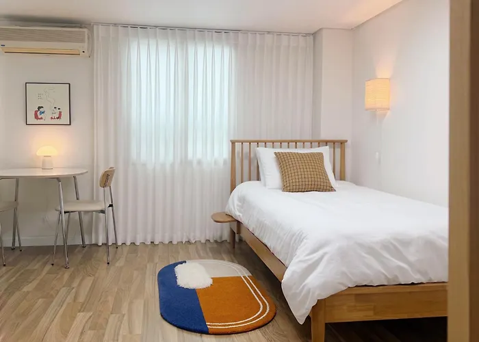 5 Min To Station, 1beds, 1baths - Stay85 Сеул